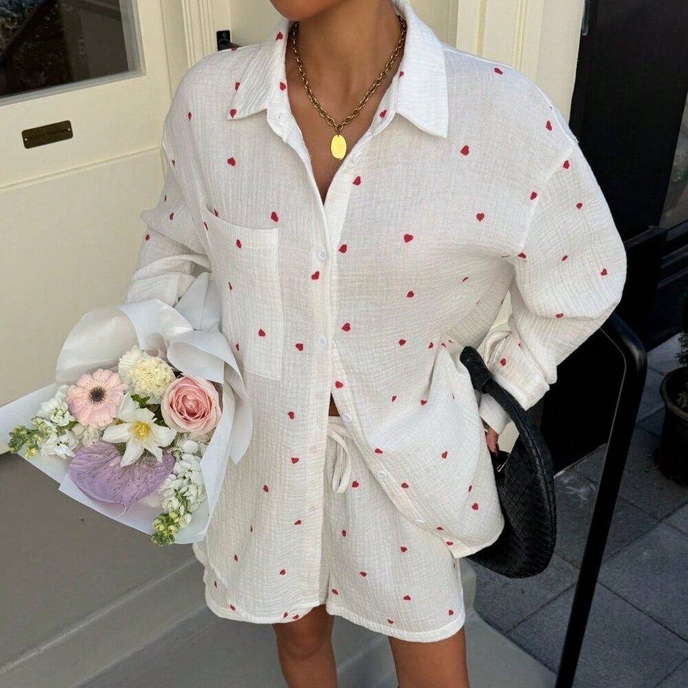 White Casual Women's Two-Piece Set with Heart Pattern